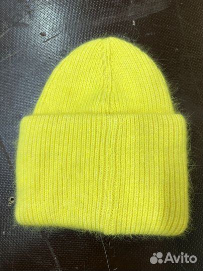 Женская шапка