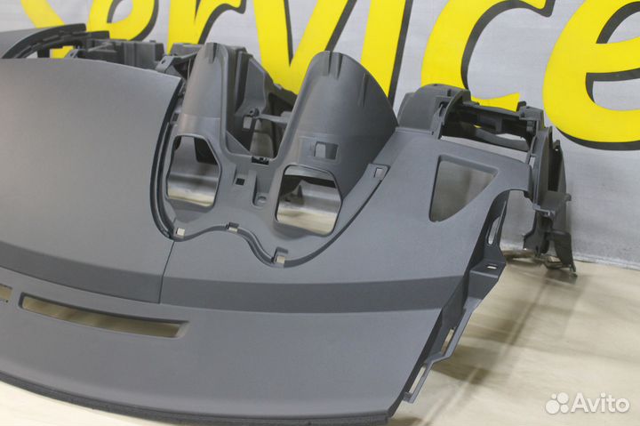 Торпедо Mitsubishi Lancer 10 панель приборов