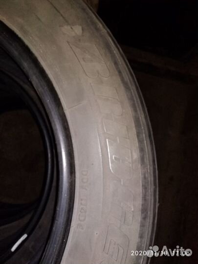 Bridgestone Blizzak Revo GZ 235/60 R18