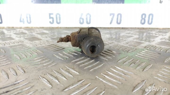 Цилиндр тормозов рабочий Kia Sportage 1993 2006