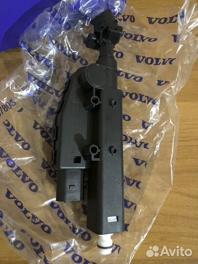 Форсунка омывателя фары Volvo S80 II, XC70 II лев