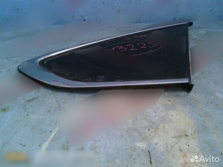 Стекло кузовное глухое правое Nissan Teana J32 200