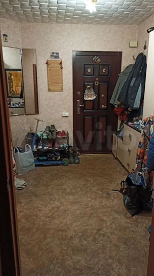 2-к. квартира, 57 м², 2/3 эт.
