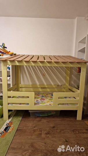 Детская кровать домик