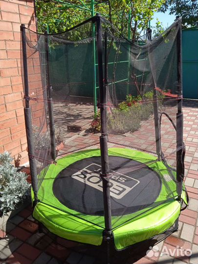 Детский батут с сеткой