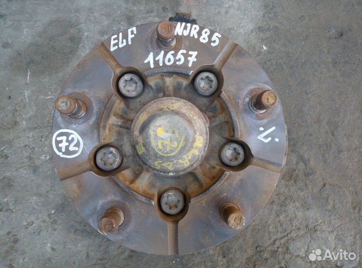Ступица передняя левая Isuzu Elf NJR85 4JJ1 2009