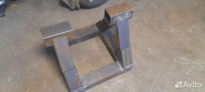 Каркас, крепление, стойка для качелей