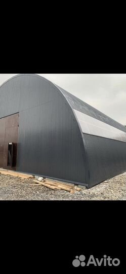 Бригада сварщиков и монтажников