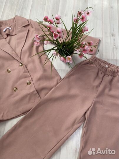 Костюм для девочки новый