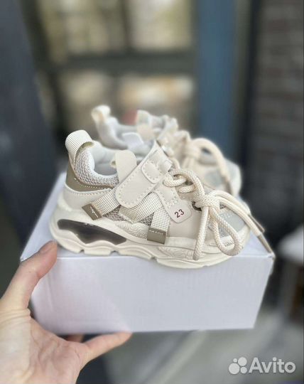 Кроссовки детские новые 21,22,23,24,25