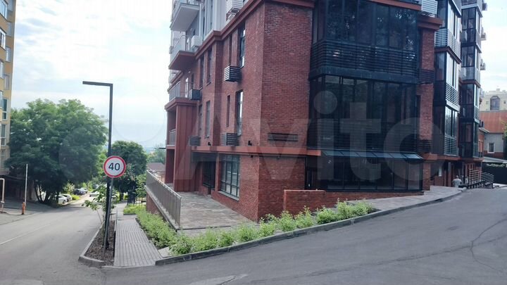 Торговая площадь, 55 м²