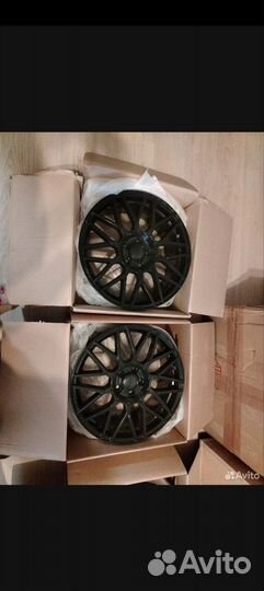 Продаю диски