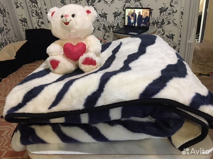 Одеяло пуховое новое