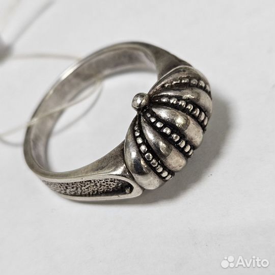 Серебряное кольцо