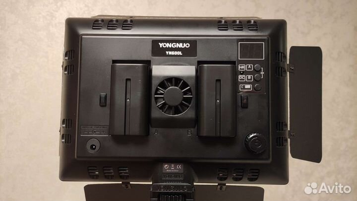 Видеосвет аренда свет освещение yongnuo yn600L