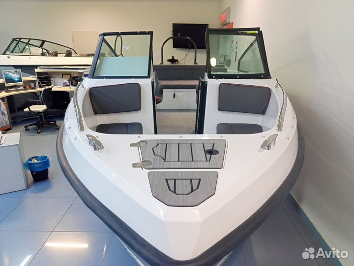 Прогулочный катер Виктори Victory 570 open