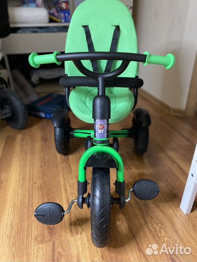 Трехколесный велосипед с ручкой icon