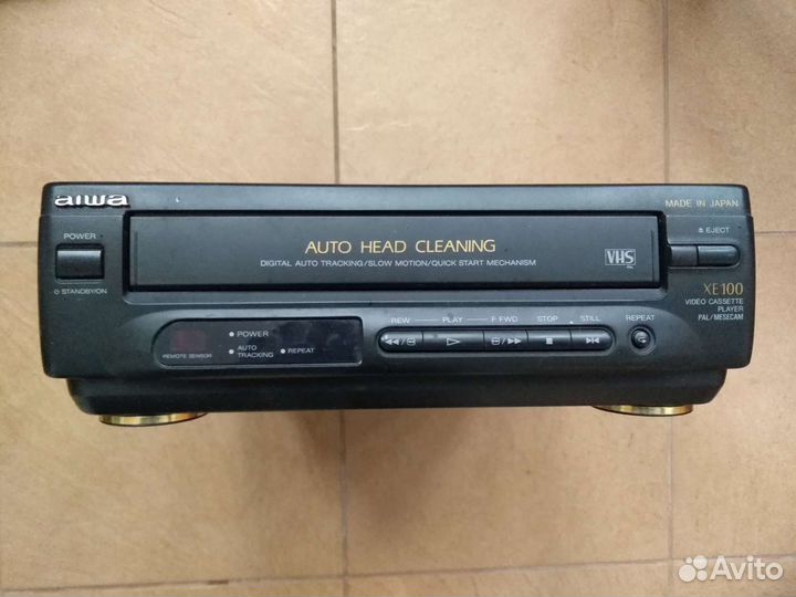 Видеомагнитофон Aiwa XE-100