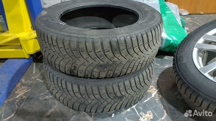 Michelin Latitude X-Ice North 2 225/60 R18 104T