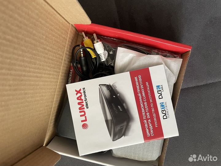 Тв Ресивер dvb t-2 Lumax