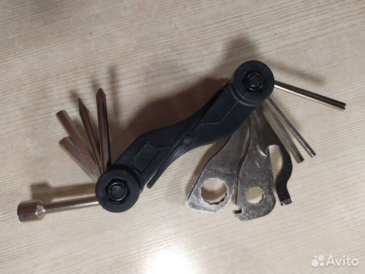 Мультитул для велосипеда: Набор ключей: шестигранн