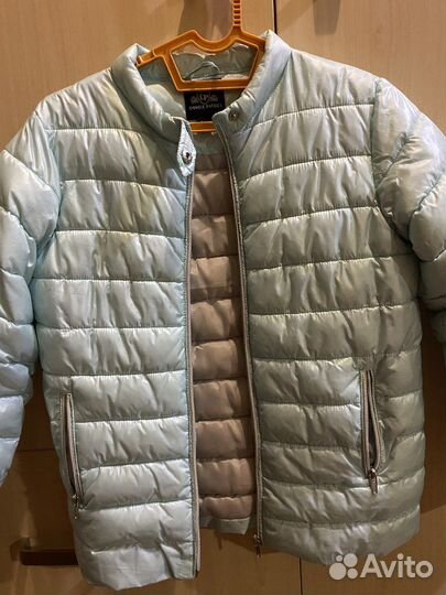 Куртка на девочку 7-8лет