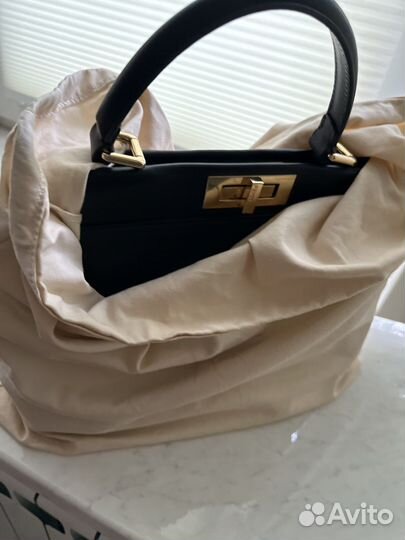 Женская сумка fendi