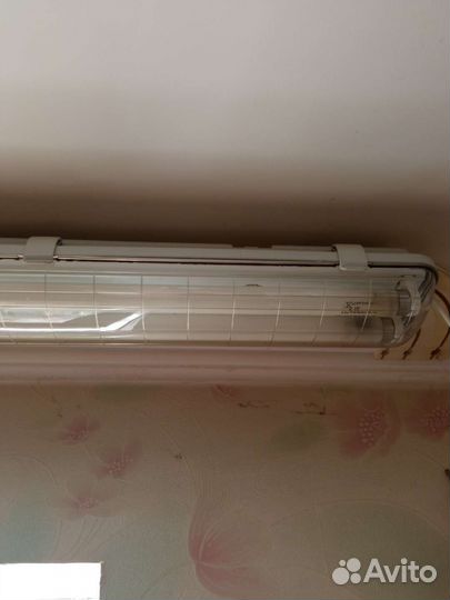 Люминесцентные лампы. Лампа дневного света