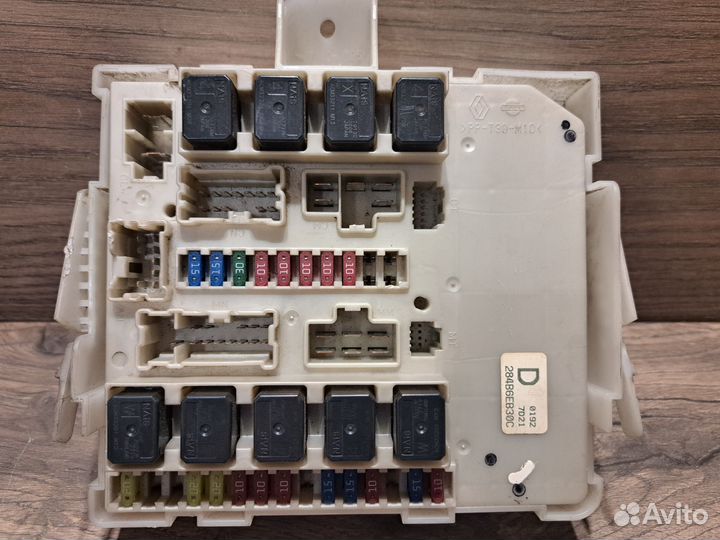 Блок предохранителей Nissan pathfinder R51