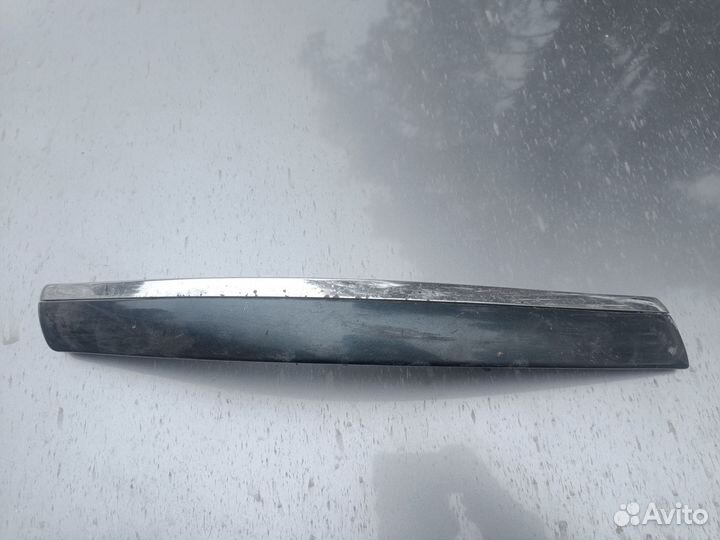 Молдинг переднего бампера Volkswagen Passat b5+