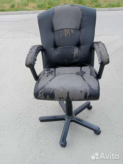 Компьютерное кресло