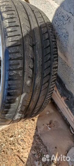 Hankook AH11 235/40 R18 44J