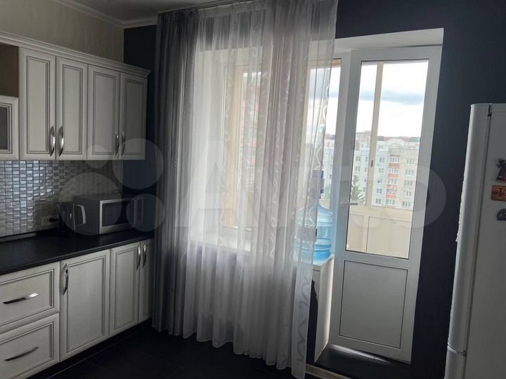 3-к. квартира, 115 м², 9/10 эт.