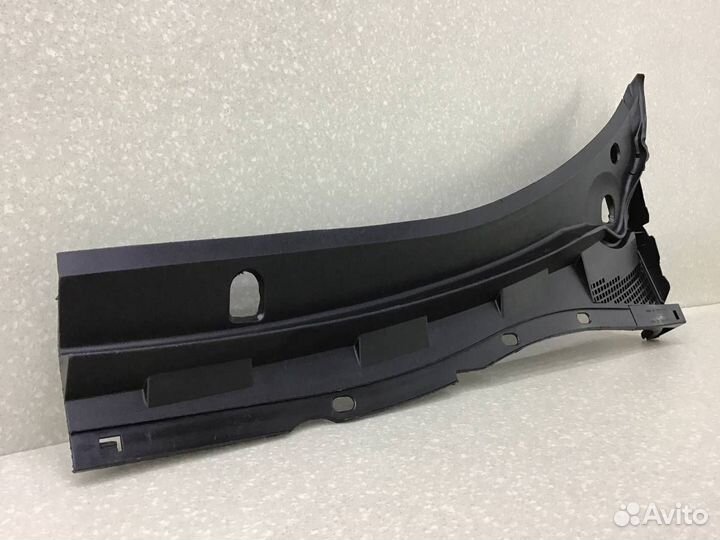 Решетка стеклооч. (планка под лобовое стекло, жабо) Mazda 3 (BK) 2002-2009 BP4K507S1