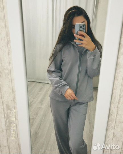 Женская одежда