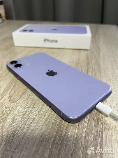 iPhone 11, 64 ГБ