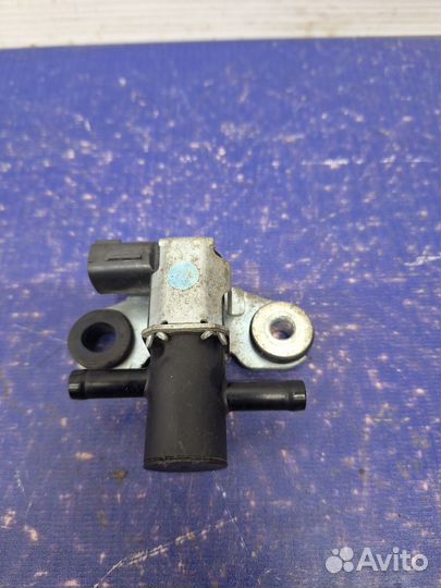 Клапан электромагнитный Infiniti G35 3.5 VQ35HR