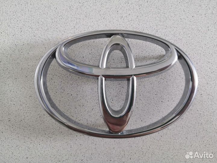 Эмблема тойота