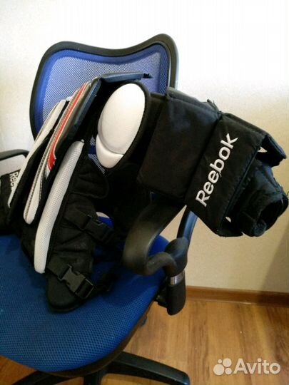 Нагрудник вратаря