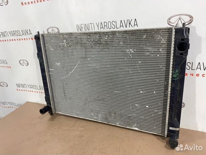 Радиатор охлаждения двигателя Infiniti M35 Y51