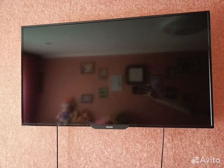 Телевизор Philips 40