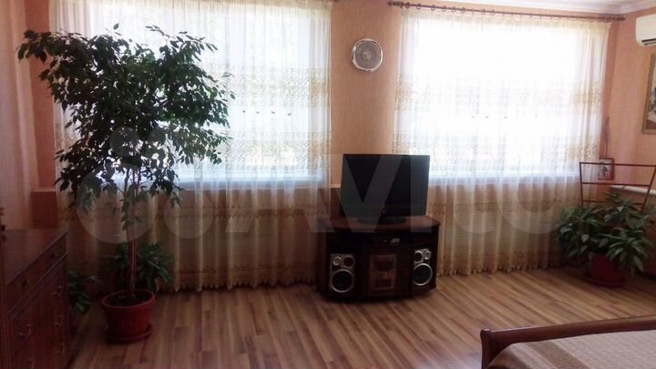 Дом 150 м² на участке 8 сот.