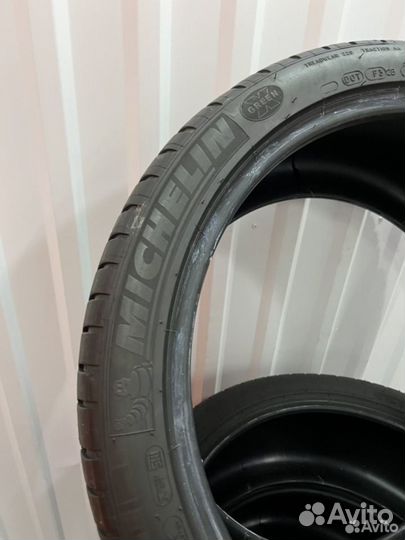 Michelin Latitude Sport 3 265/40 R21 и 295/35 R21 101Y