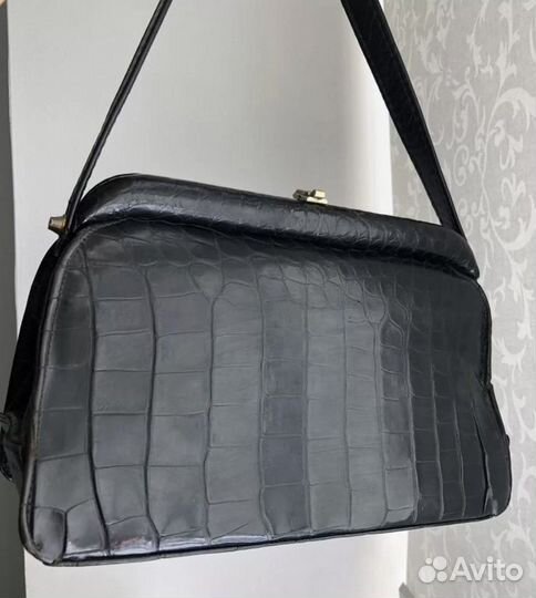 Сумка из кожи крокодила