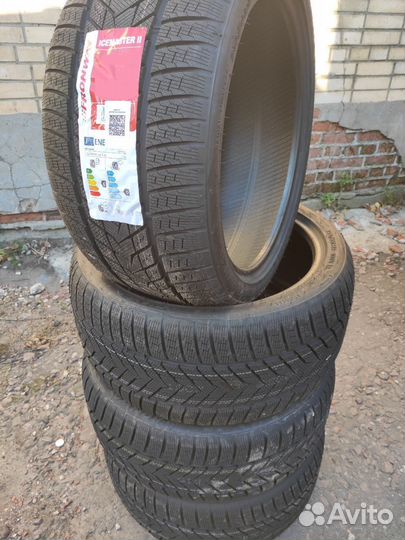 Fronway IceMaster II 275/45 R20 110H