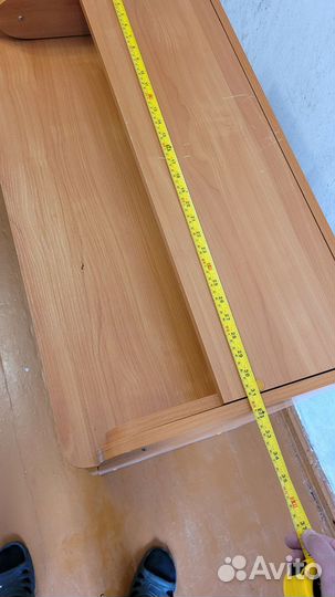 Компьютерный и пеленальный столы