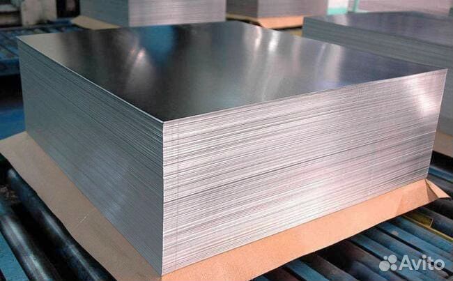 Гладкий лист с пленкой