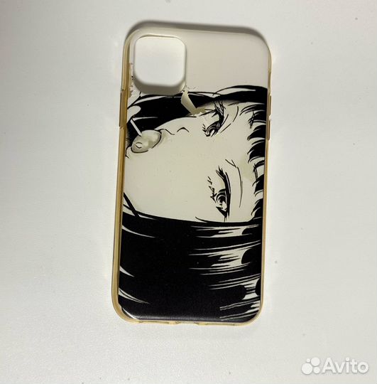 Чехол на iPhone 11