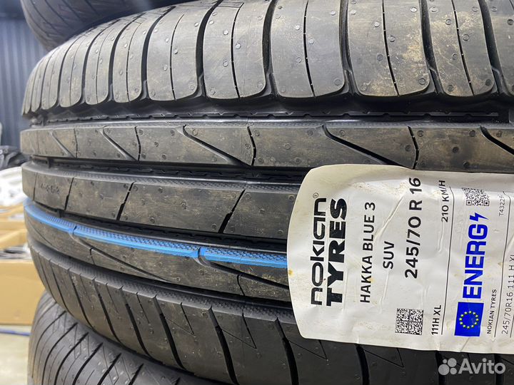Nokian Tyres Hakka Blue 3 SUV 245/70 R16 111H