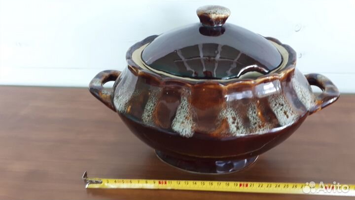 Керамическое блюдо с крышкой для духовки